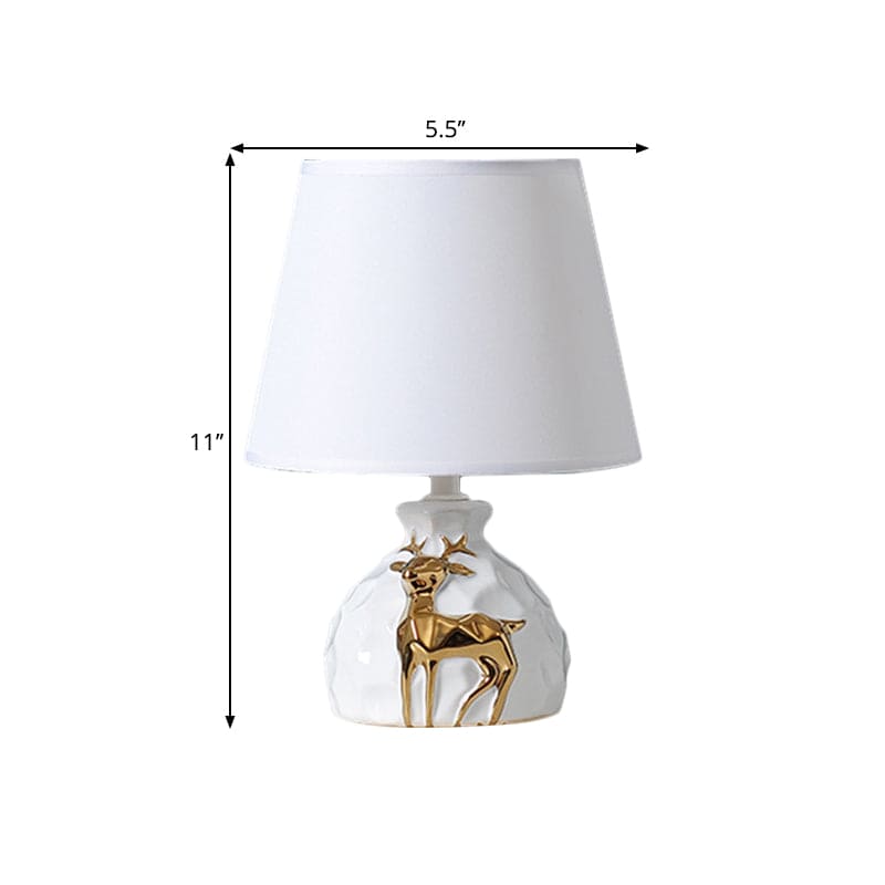 Tafellamp met Taps Toelopende Hertenvaas Voet | Elegante Verlichting voor Woonkamer en Slaapkamer