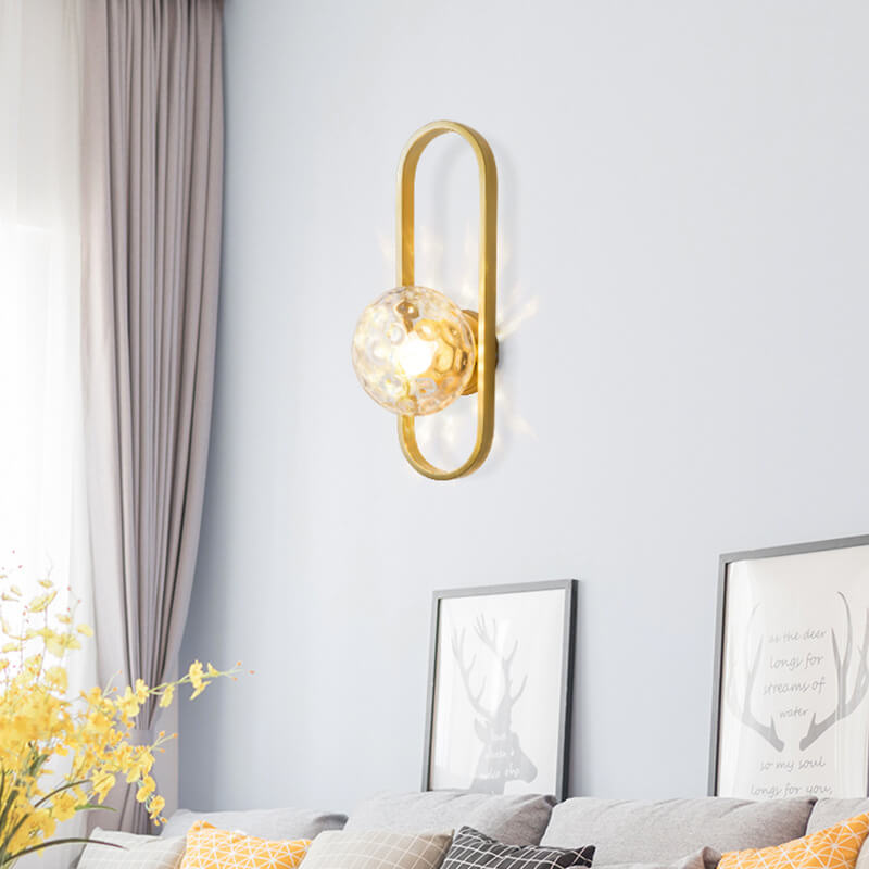 LumiCircle - Moderne Wandlamp met Glazen Bol en Cirkelvormig Design