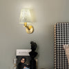 LumiBloom - Moderne Stoffen Kuppel Wandlamp met 1 Lichtarm