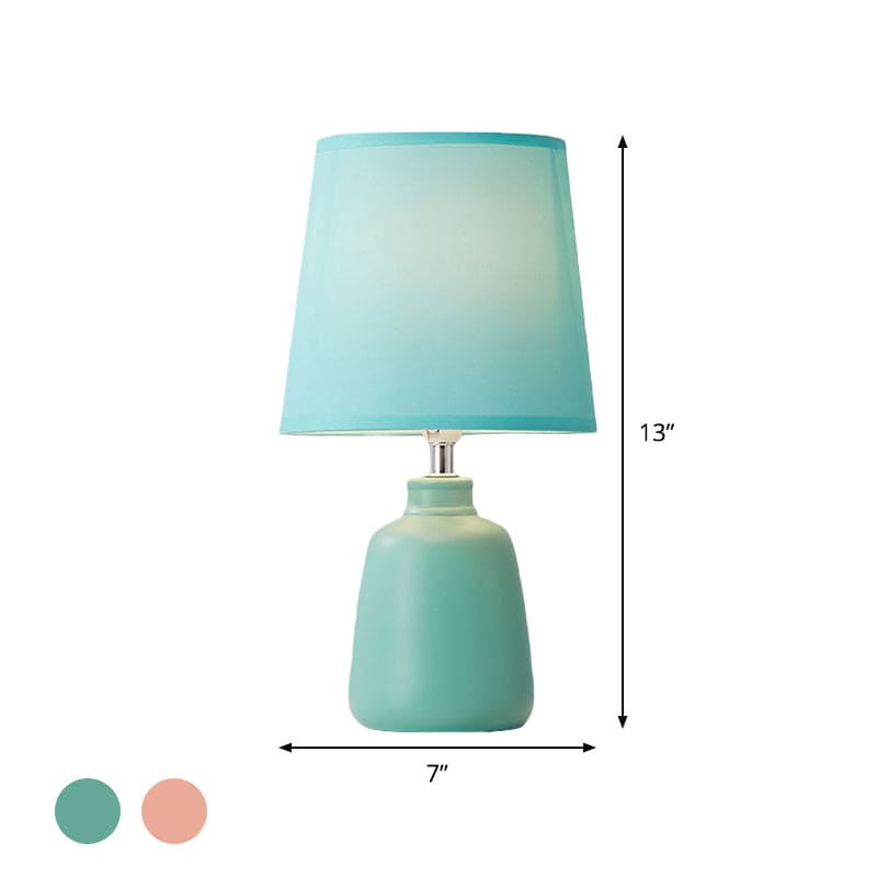 Nordic Tafellamp met Stoffen Kap en Keramische Vaasvoet | Stijlvolle Bedlamp voor Slaapkamer en Woonkamer
