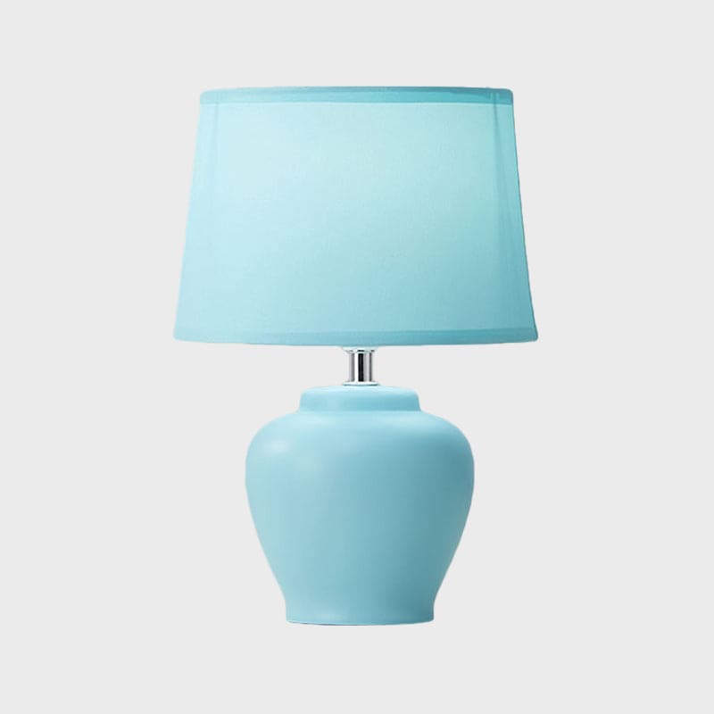 Nordic Tafellamp met Stoffen Kap en Keramische Vaasvoet | Stijlvolle Bedlamp voor Slaapkamer en Woonkamer
