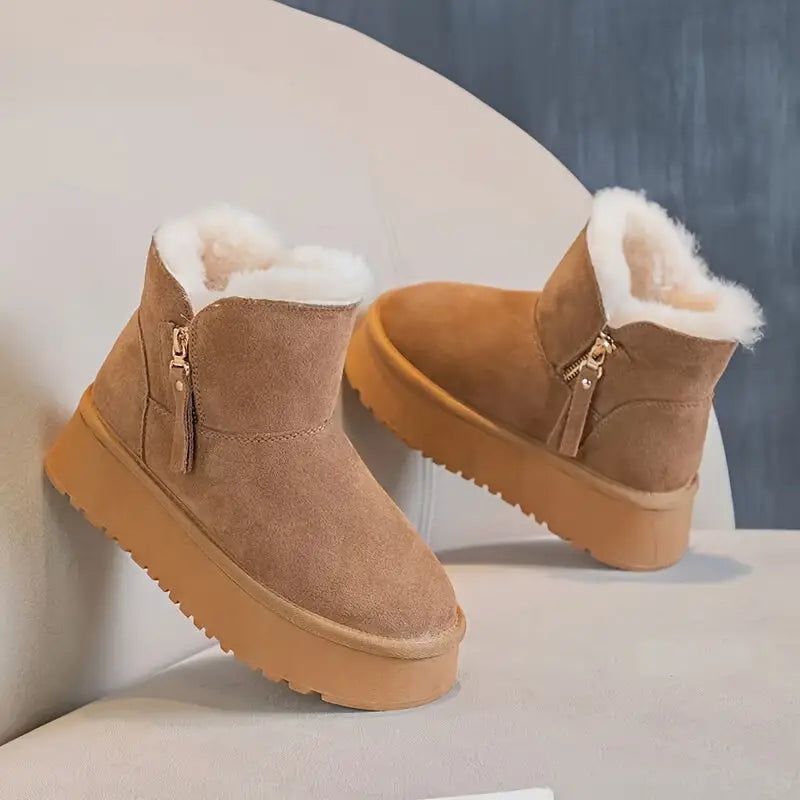 LunaSole - Suède Gevoerde Enkelboots met Plateauzool