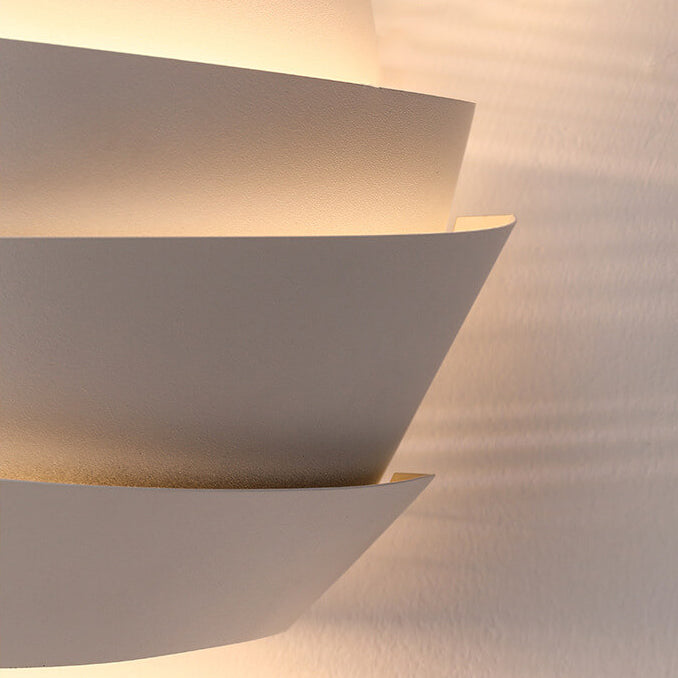 NordLume - Scandinavische IJzeren Wandlamp met Dubbele Lichtpunten