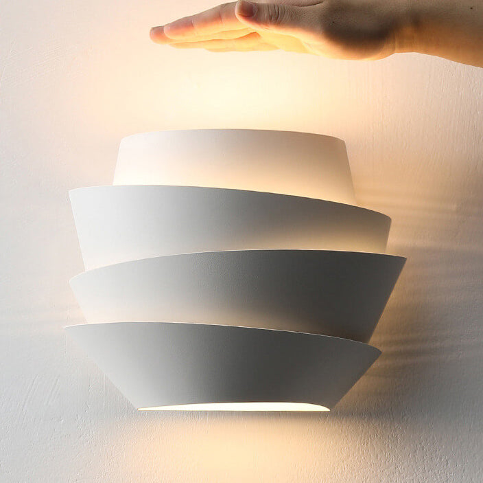 NordLume - Scandinavische IJzeren Wandlamp met Dubbele Lichtpunten