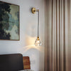 GeoCrystal - Moderne wandlamp van kristalglas met geometrisch ontwerp en één lichtpunt