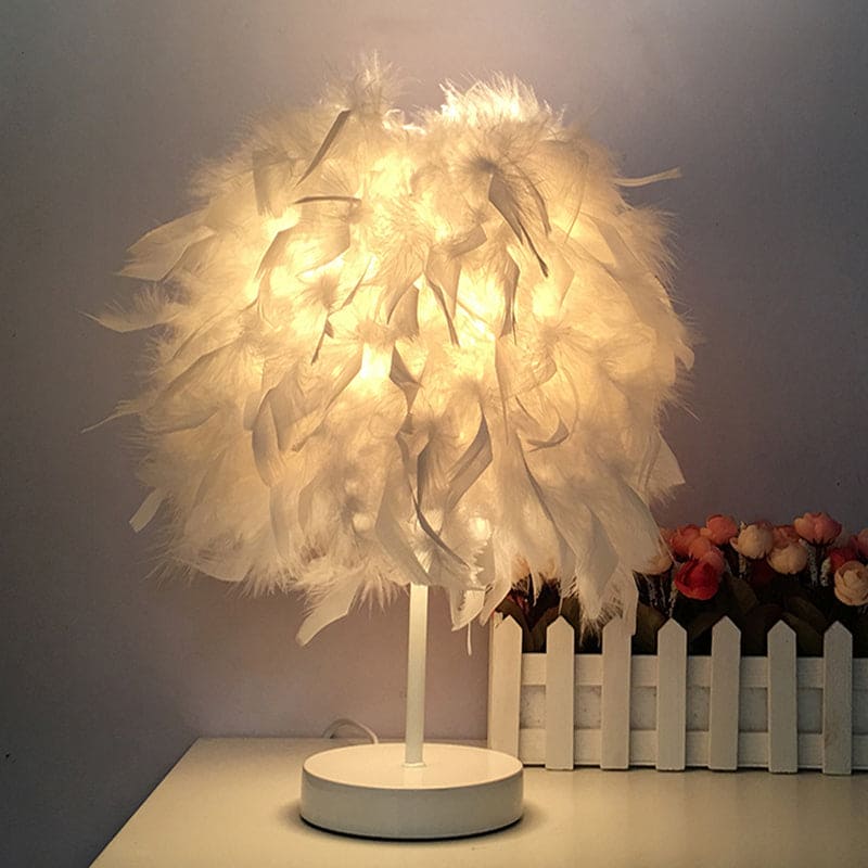 FeatherLux - Veren Bolvormige Tafellamp | Stijlvolle Verlichting voor Een Luxe Interieur