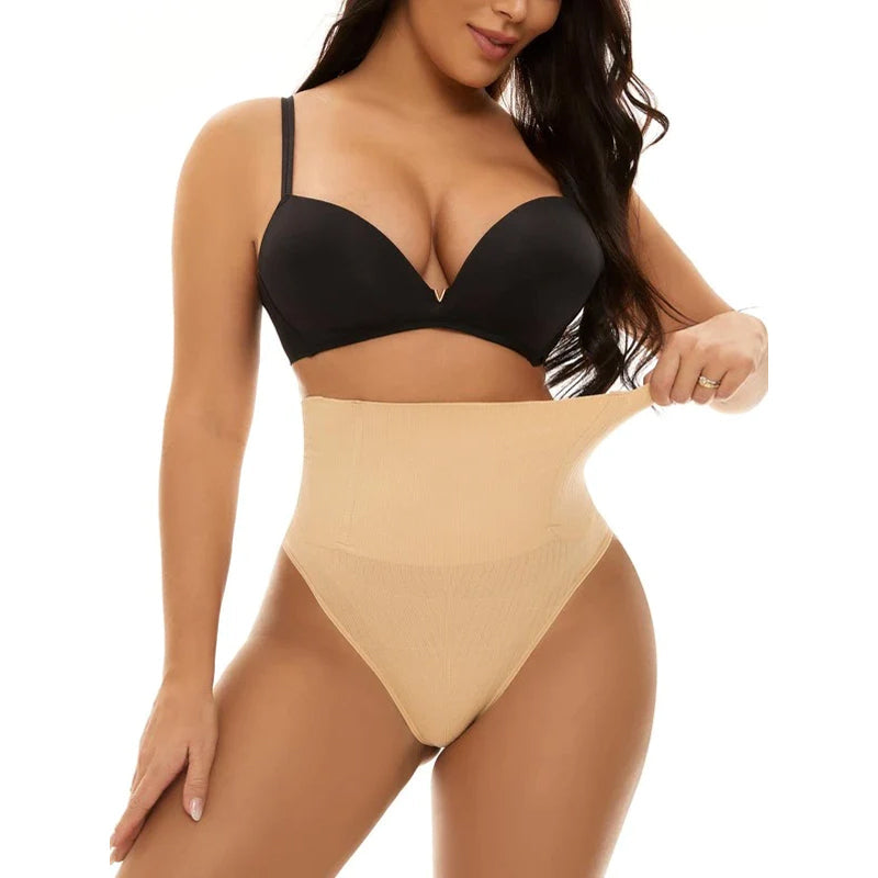 Lisa's SculptFit Naadloze Shapewear String | Onzichtbare Ondersteuning en Comfort