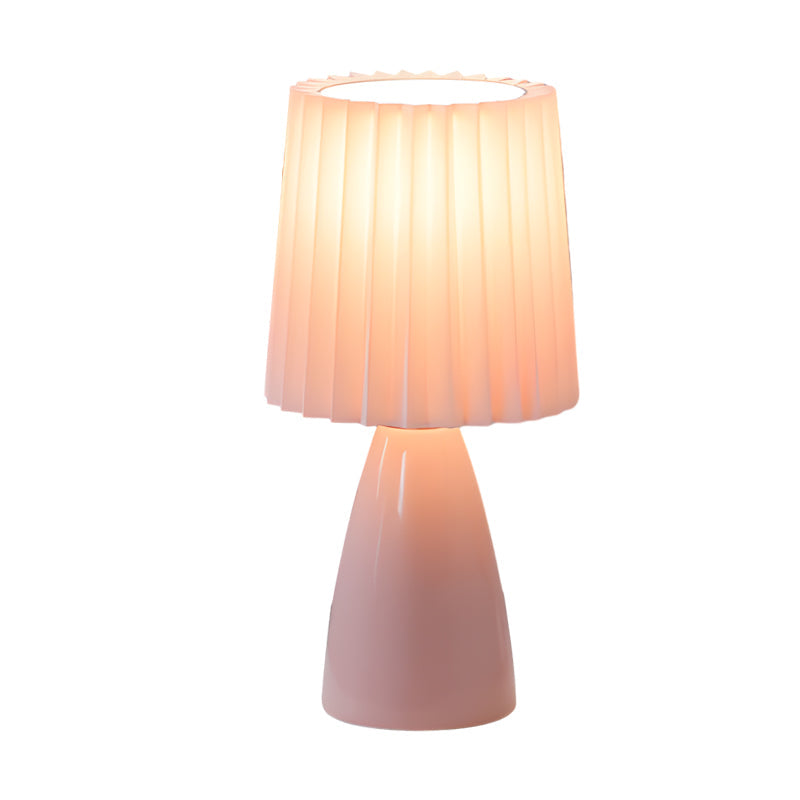 Luxe 12'' Geplooide Stoffen Tafellamp met Glazen Basis en USB, Dimbaar met 1 Lichtpunt