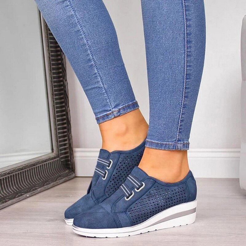 Larisse - Stijlvolle Sleehak Sneakers voor Dames - Trendy en Comfortabele Keilsneaker