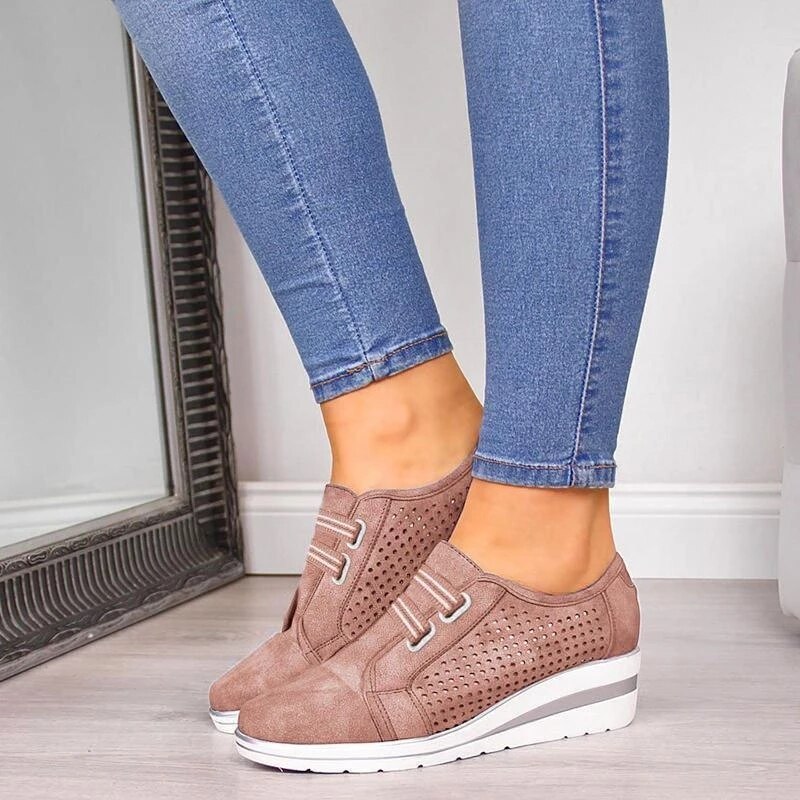 Larisse - Stijlvolle Sleehak Sneakers voor Dames - Trendy en Comfortabele Keilsneaker