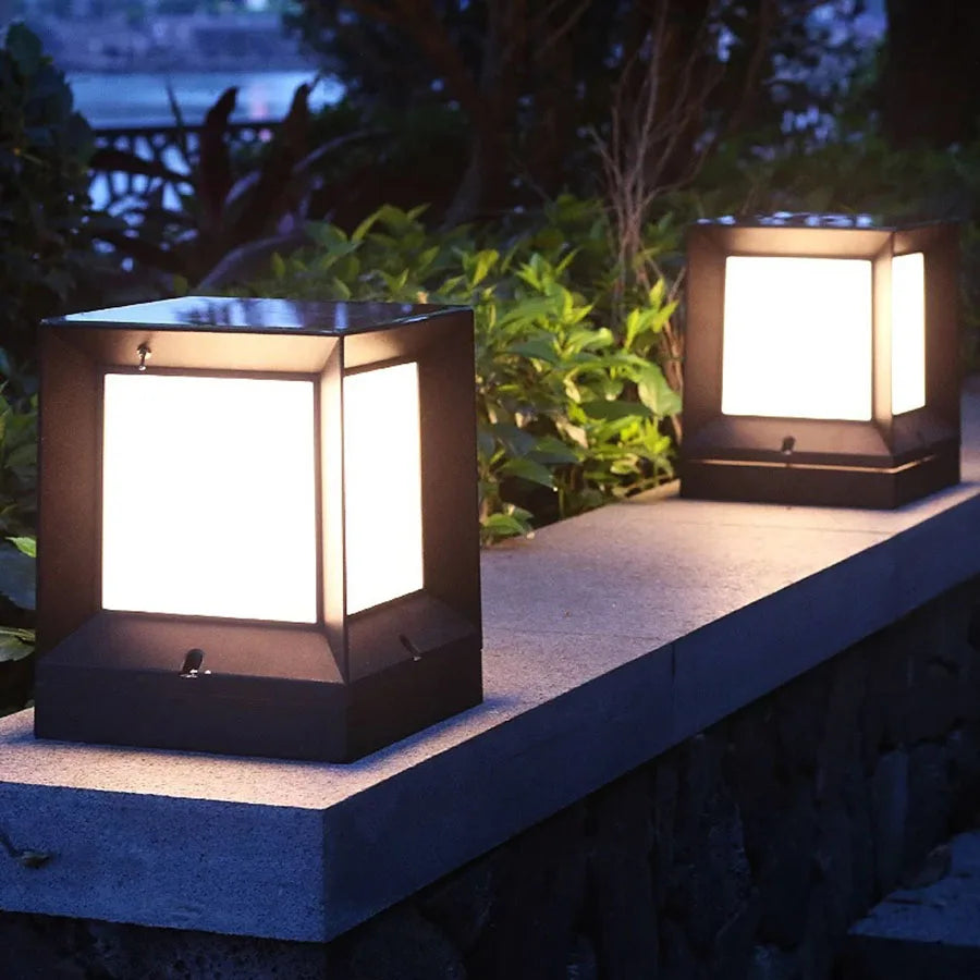 CubeGlow - Kubusvormige Staande Buitenlamp voor Moderne Verlichting