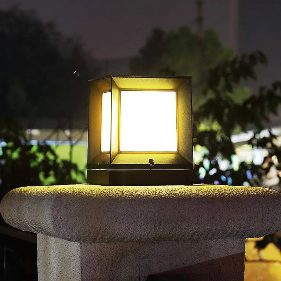 CubeGlow - Kubusvormige Staande Buitenlamp voor Moderne Verlichting