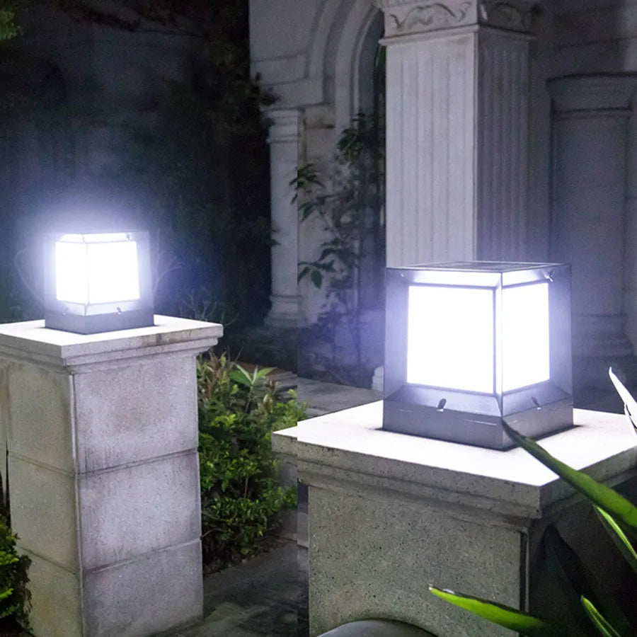 CubeGlow - Kubusvormige Staande Buitenlamp voor Moderne Verlichting