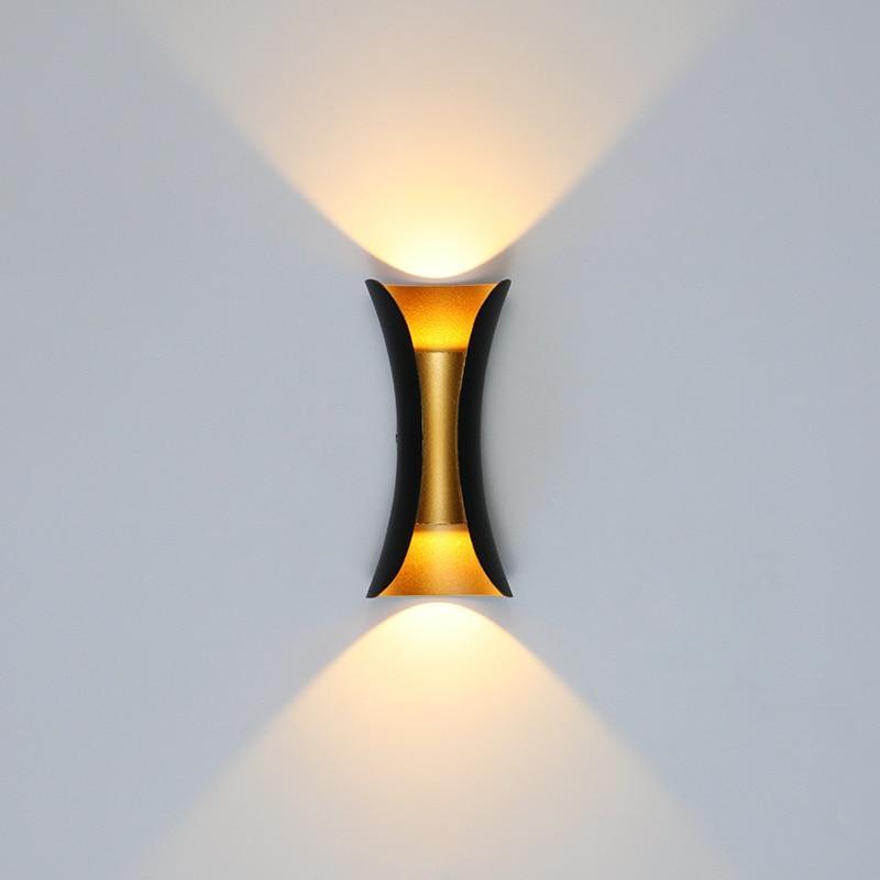 LuxorLED - Moderne Design LED Wandlamp | Zwart Gouden Metaal voor Buiten en Tuin