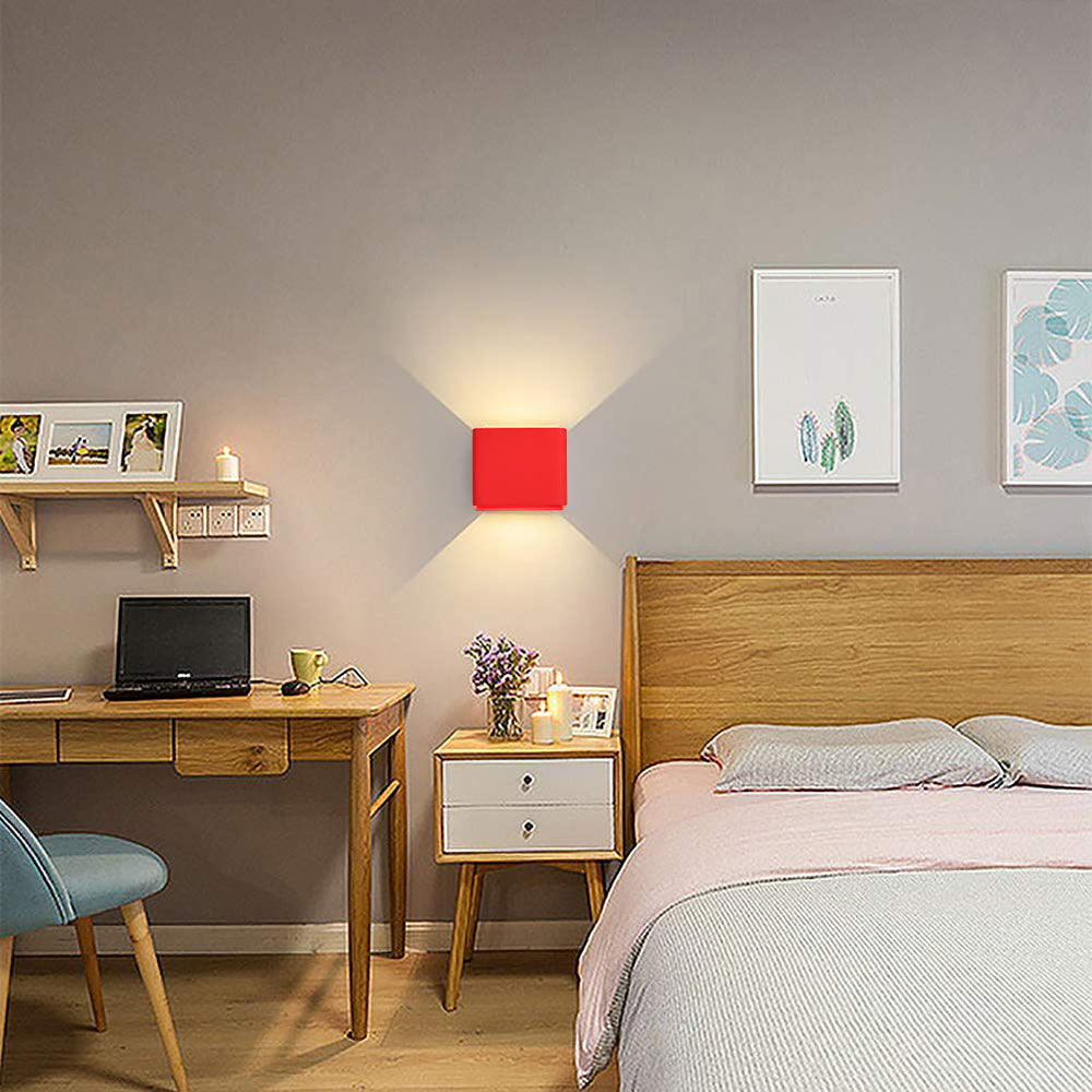 QuadraGlow - Moderne Vierkante Wandlamp in Zwart, Wit en Groen