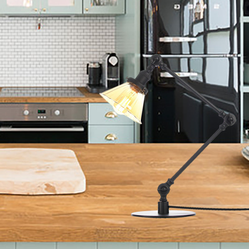 Kegele Tafellamp van Helder Glas | Elegante Verlichting voor Woonkamer en Slaapkamer