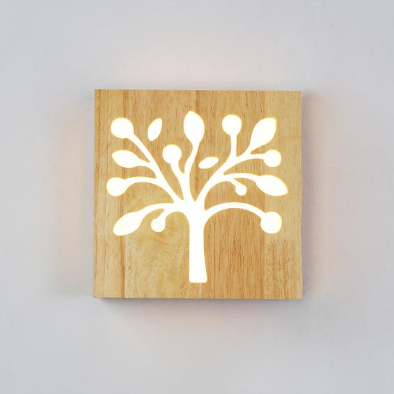 EcoLicht - Moderne LED Wandlamp van Massief Hout met Boom- en Geweimotief | Natuur-Inspired Design