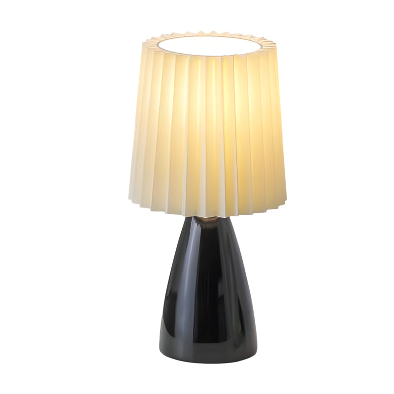 Luxe 12'' Geplooide Stoffen Tafellamp met Glazen Basis en USB, Dimbaar met 1 Lichtpunt