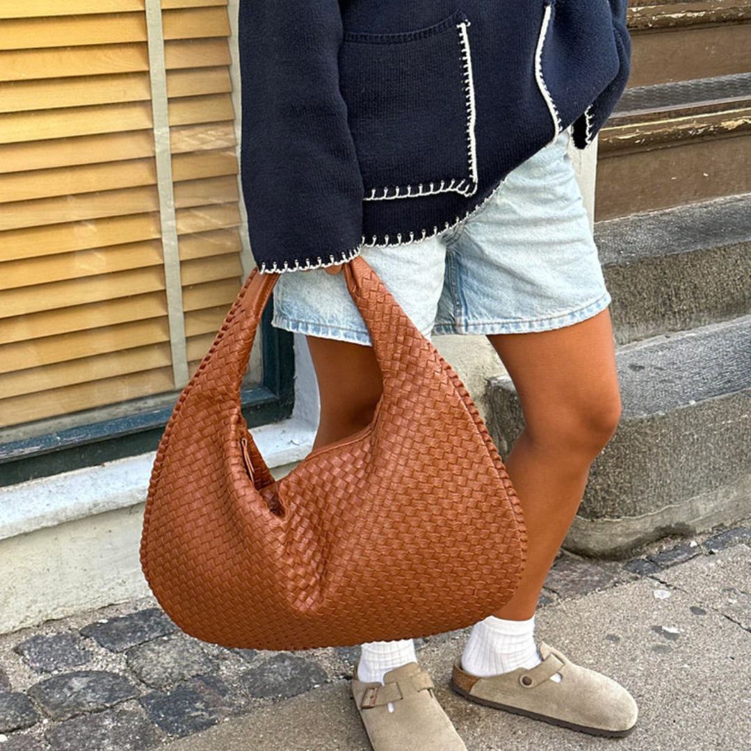 AmoraStyle Vegan Lederen Hobo Tas – Stijlvol en Duurzaam