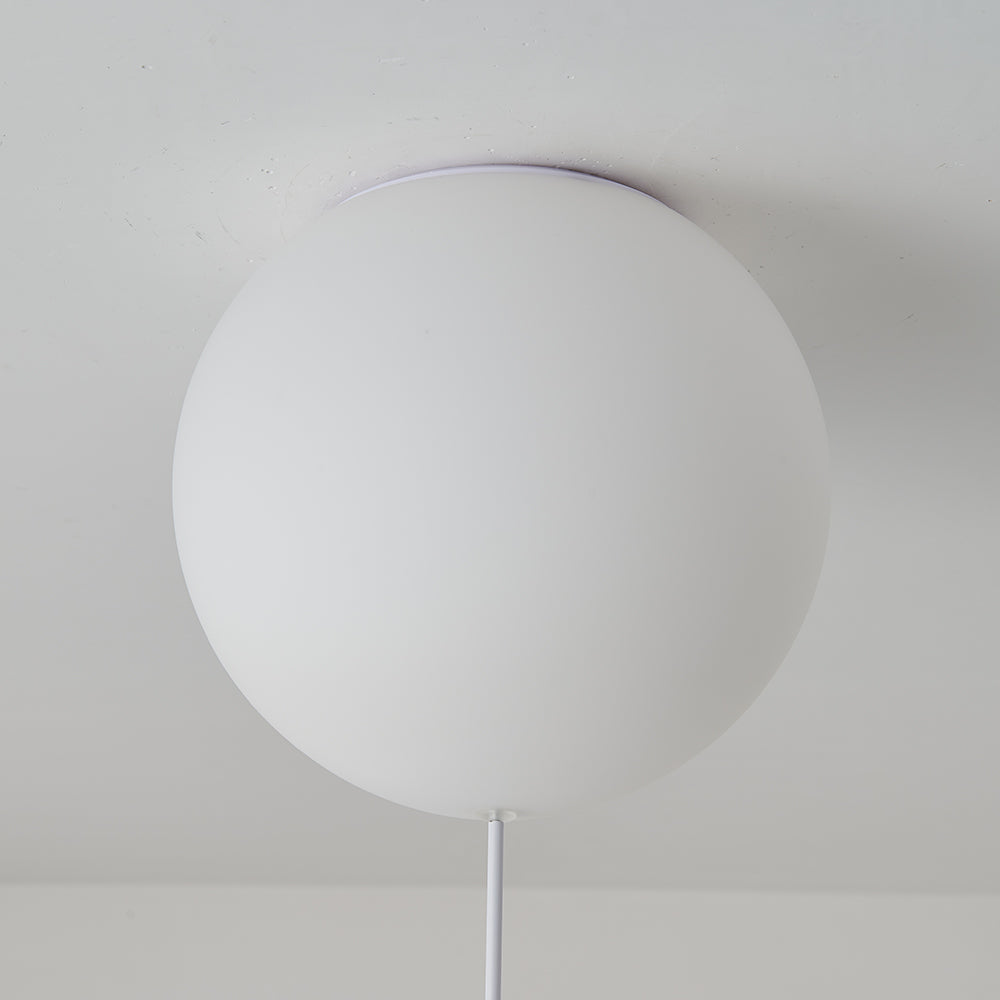 LunarAstral Moderne LED Plafondlamp - Maan en Astronaut Design van Acryl voor Slaapkamer en Kinderkamer