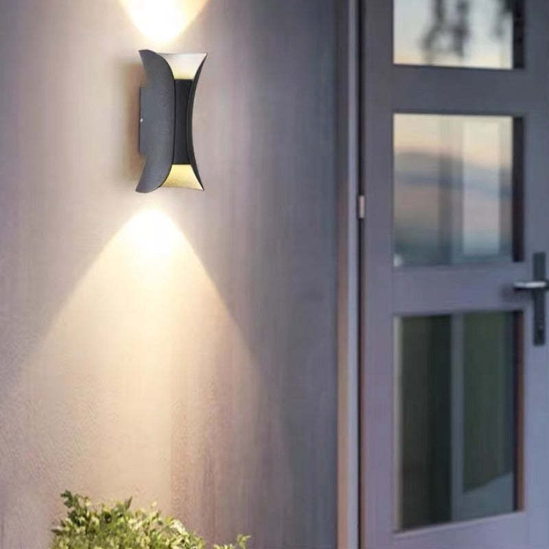 LuxorLED - Moderne Design LED Wandlamp | Zwart Gouden Metaal voor Buiten en Tuin