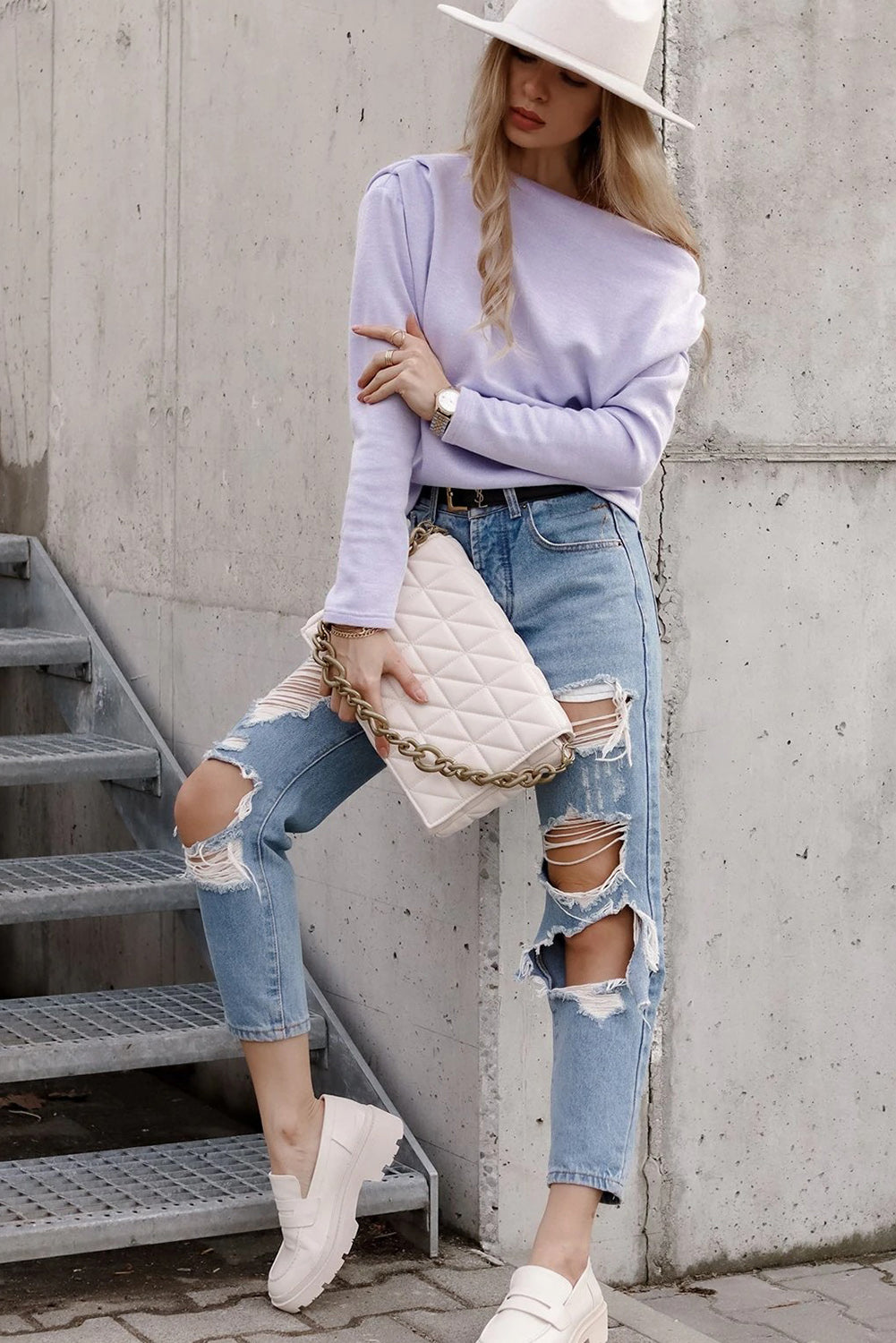 Juliette Asymmetrische Trui met Modieuze Mouwen – Comfort en Stijl voor Dames