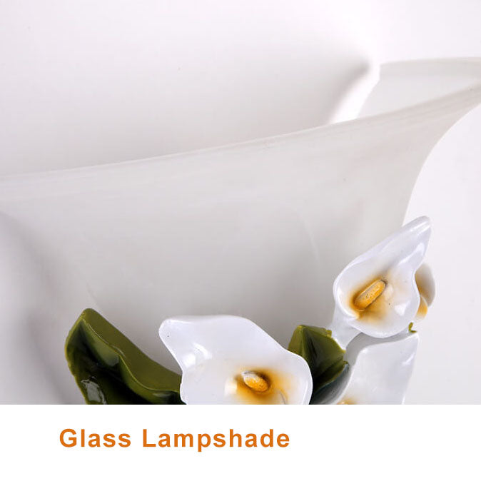 BlossomLight - Wandlamp met één arm en bloemvormig ontwerp