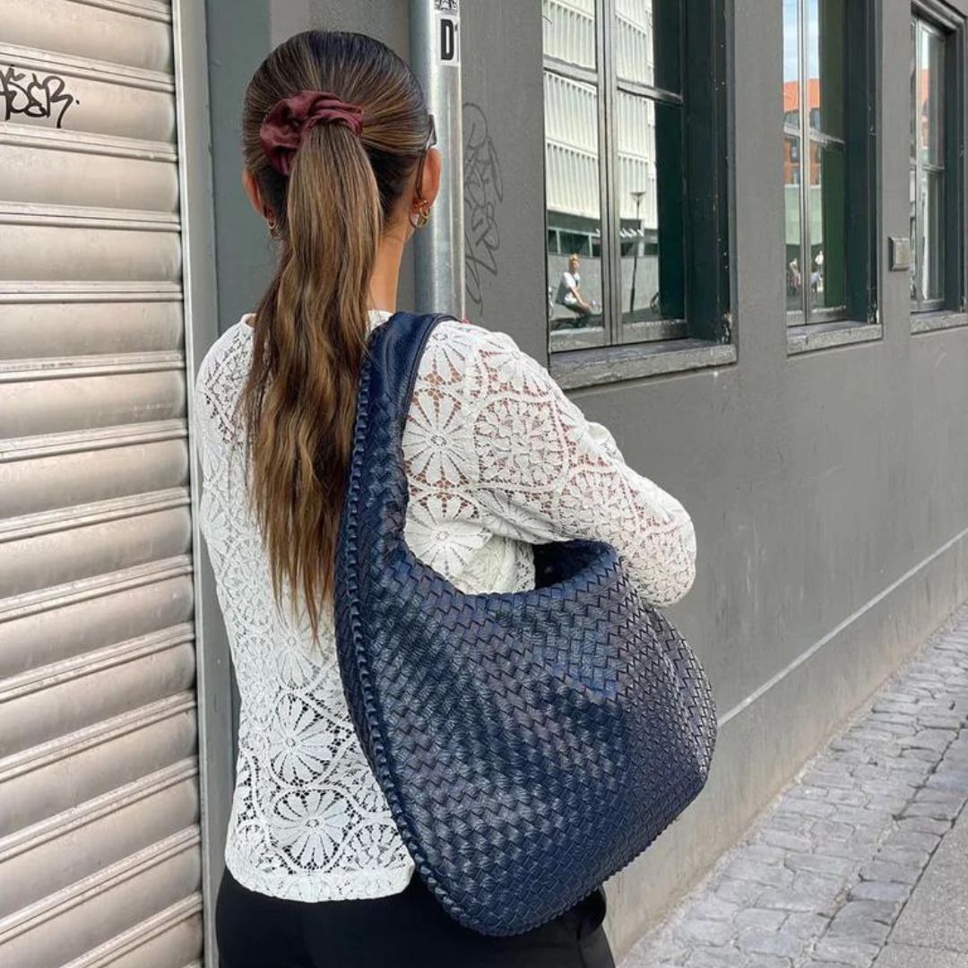AmoraStyle Vegan Lederen Hobo Tas – Stijlvol en Duurzaam
