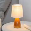 Luxe 12'' Geplooide Stoffen Tafellamp met Glazen Basis en USB, Dimbaar met 1 Lichtpunt