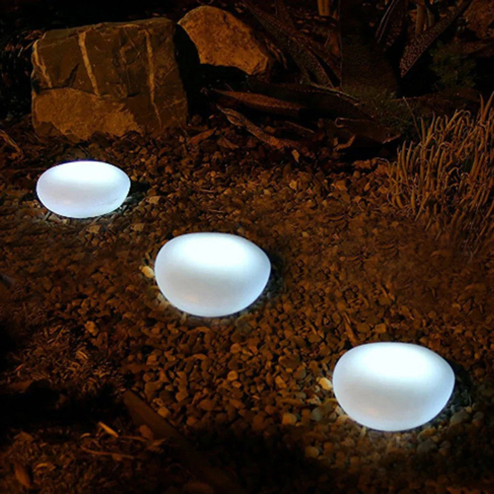 SunStone - Zonne-energie Kiezelsteenlamp