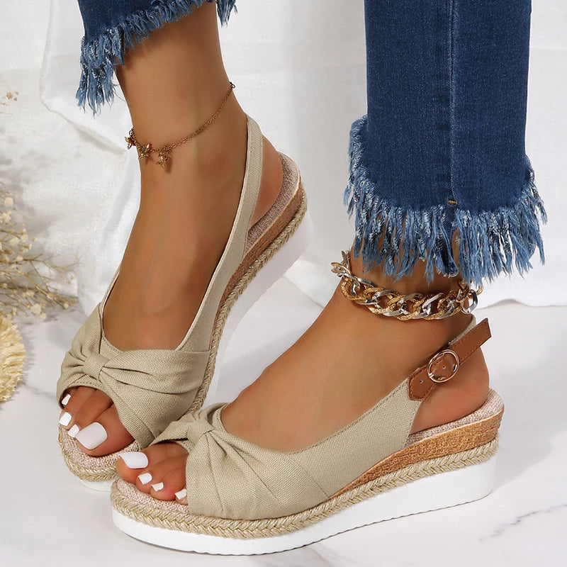 Stijlvolle Zomer-Espadrille Sandalen met Gespsluiting en Strikdetail | Trendy en Comfortabele Zomersandalen
