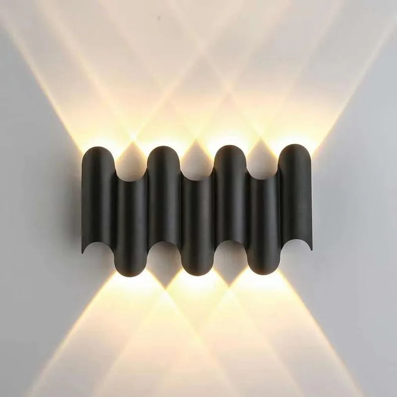 NatureShine - Moderne Wandlamp met Natuurlijke Accenten