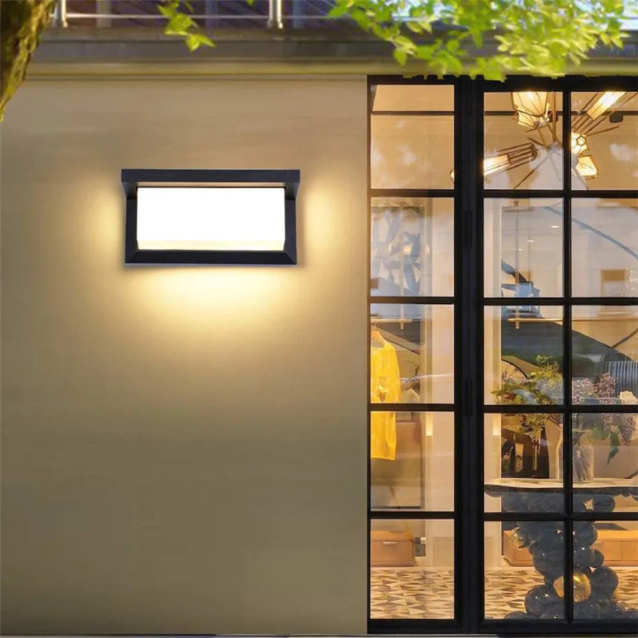SkyBeam - Moderne Buitenwandlamp voor Stijlvolle Verlichting