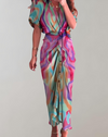 Elegantia - Lang Getailleerd Jurk met Stijlvolle Details