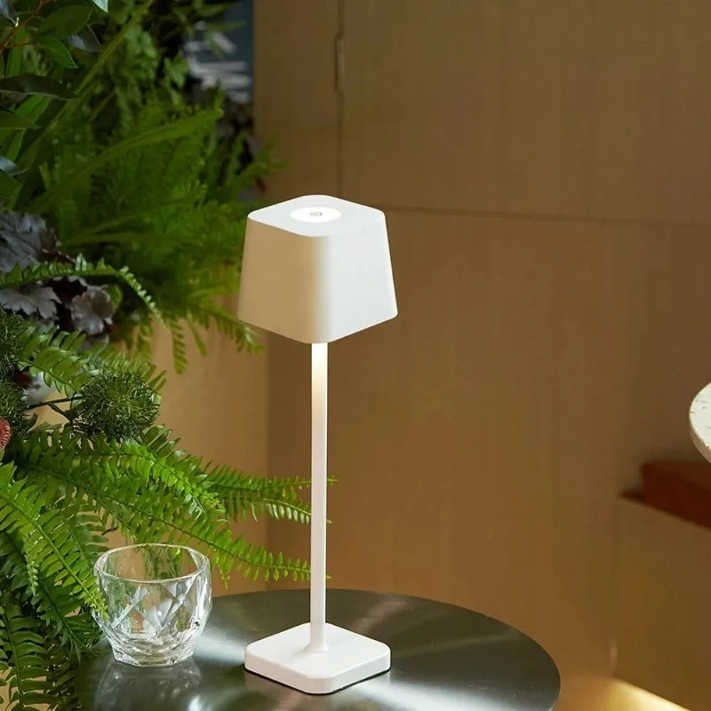VitaalStijl - Moderne Draadloze Vloerlamp met LED-verlichting | Stijlvolle en Energiezuinige Verlichting voor Elk Interieur