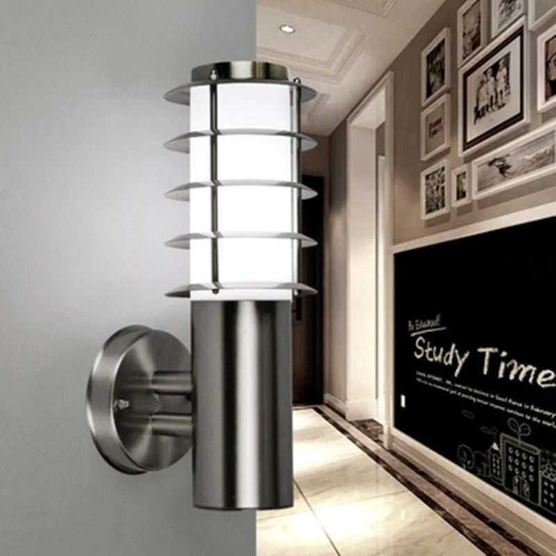 SteelBright - Moderne Roestvrijstalen Wandlamp voor Buiten