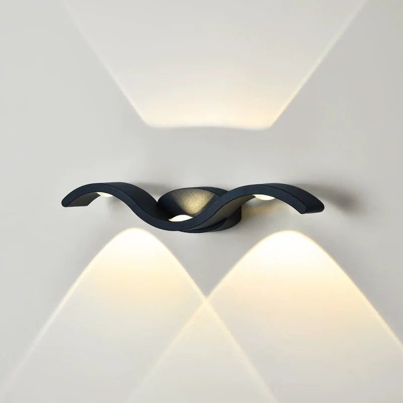LumaBright - Moderne LED Wandlamp voor Stijlvolle Buitenverlichting