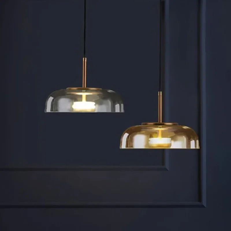 EcoGlow - Lichtgewicht Energiespaarlamp voor Efficiënte Verlichting