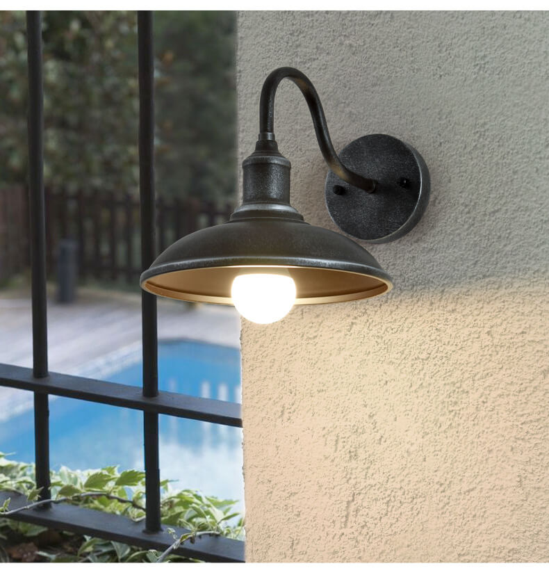 IronGlow - Retro buitenwandlamp met ijzeren lichtkoepel | Robuuste en stijlvolle verlichting