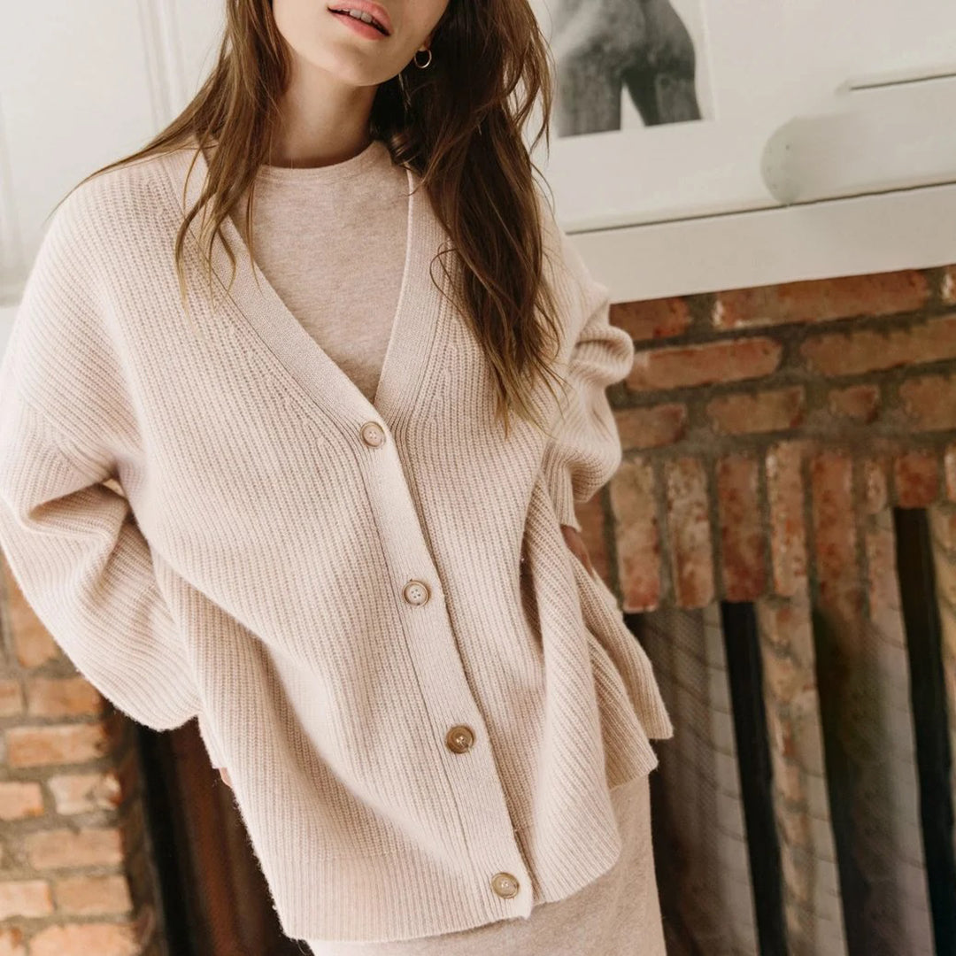 Sofie - Knusse Gebreide Vest met Knoopsluiting voor Dames