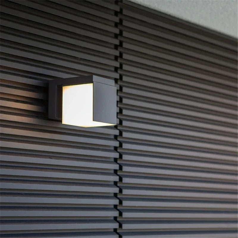 TrailBright - Stijlvolle LED Buitenwandlamp voor Moderne Verlichting