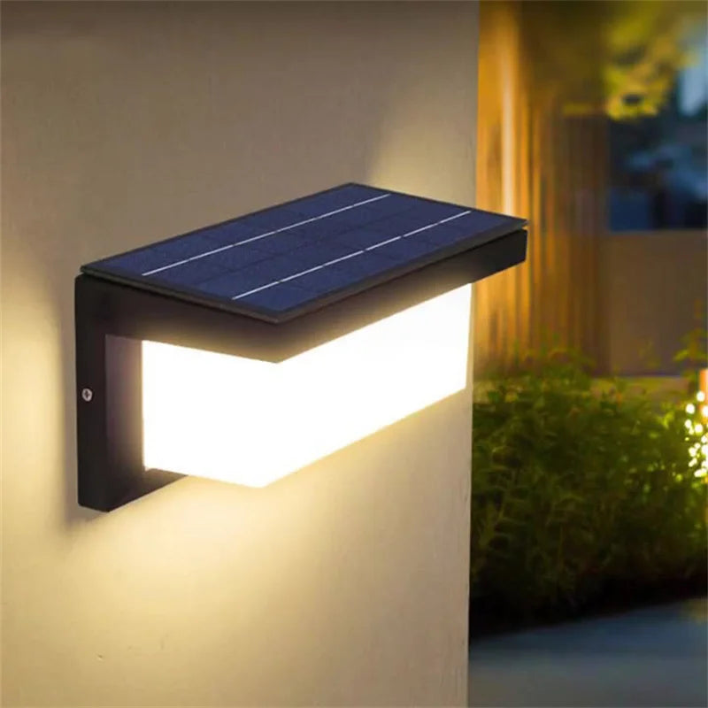 SunVilla - Stijlvolle Zonne-energie Buitenlamp voor Villa's en Terrassen