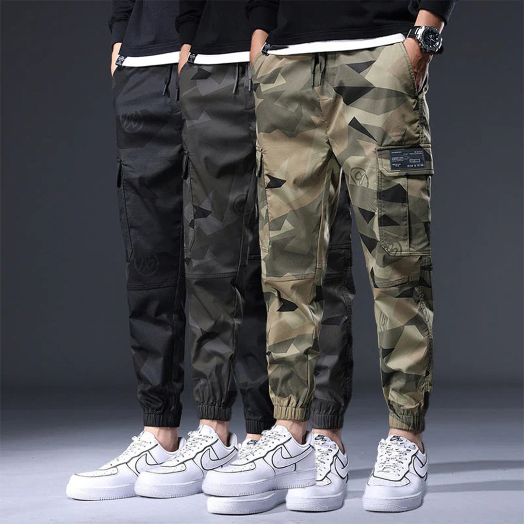 StreetFlow Trio: Moeiteloze Streetwear Elegantie voor Heren