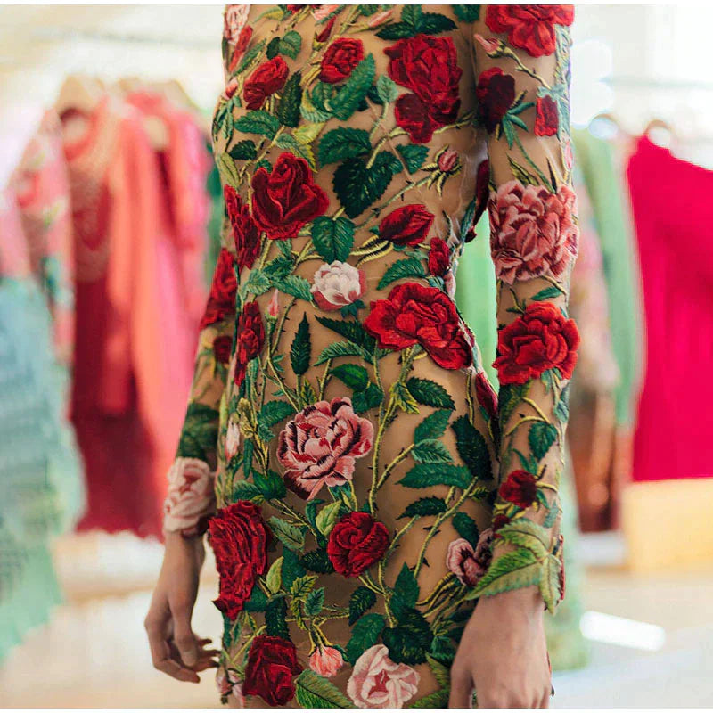 Wilma - Geborduurd Mini Jurk met Bloemenprint