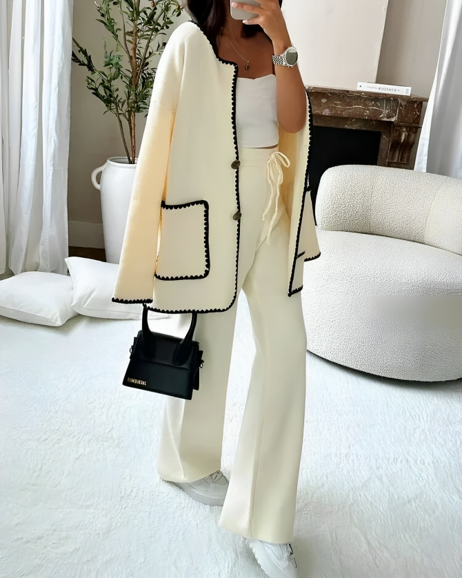LuxeWool - Elegante Patchwork Wollmantel voor Dames