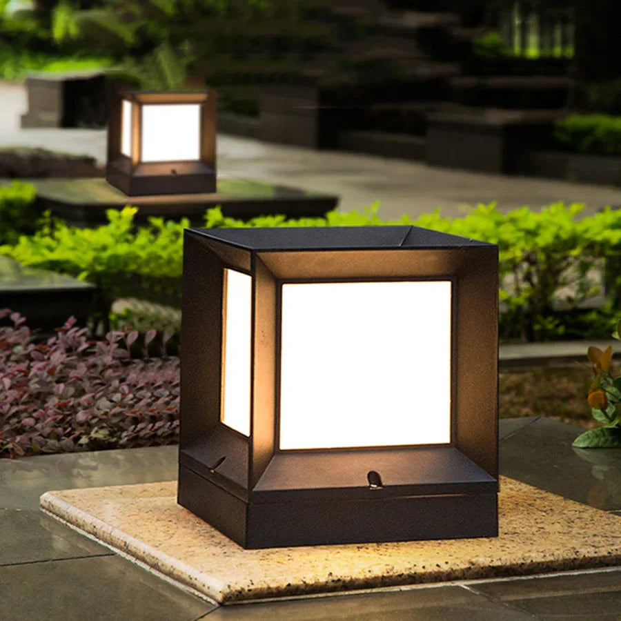 GateBright - Staande Buitenlamp voor Poorten | Weerbestendige Buitenverlichting