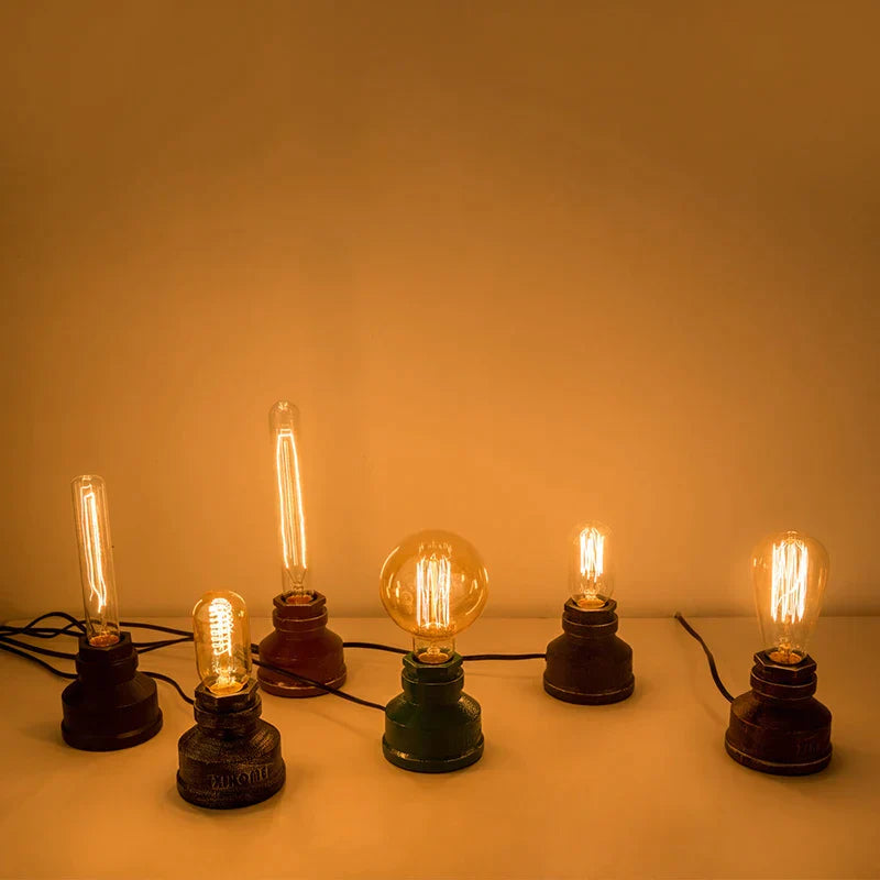 HydroPipe - Industriële Waterleidinglamp met Robuust Design