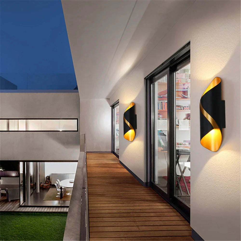 HydroGlow - Waterdichte LED Muurlamp | Weerbestendige Buitenverlichting