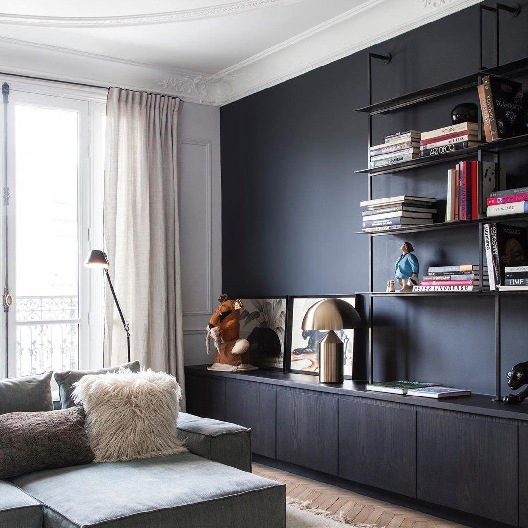 MetalLuxe - Moderne Metalen Tafellamp | Stijlvolle Verlichting voor Woon- en Werkruimtes