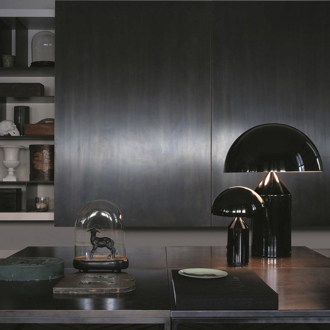 MetalLuxe - Moderne Metalen Tafellamp | Stijlvolle Verlichting voor Woon- en Werkruimtes